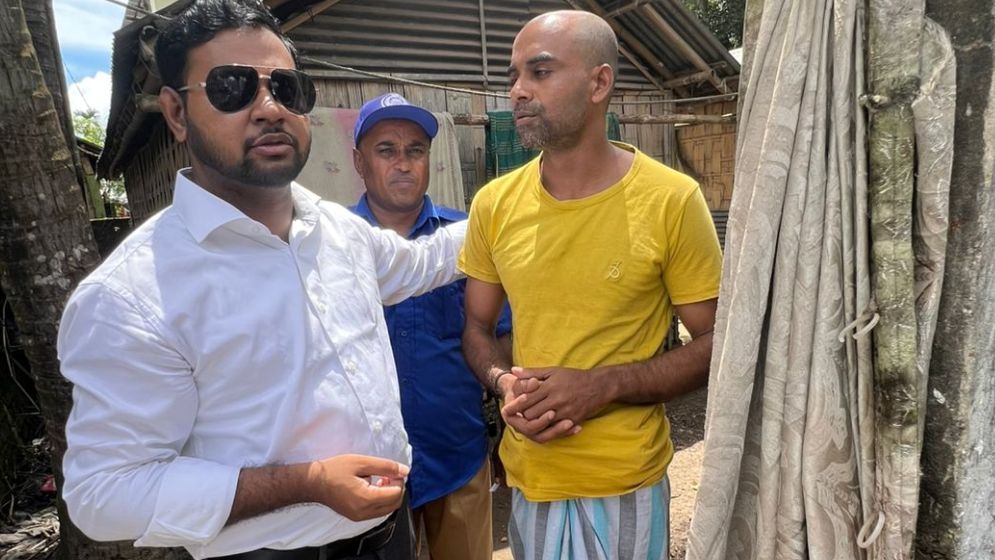 জোবরা গ্রাম পরিদর্শন করলেন উপজেলা প্রশাসন