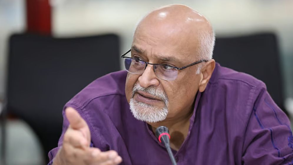 দেশে রাজনৈতিক শূন্যতা বিদ্যমান : দেবপ্রিয় ভট্টাচার্য