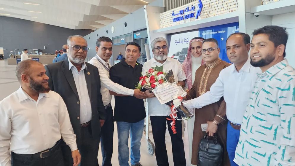 বাংলাদেশের ব্যবসায়ী নেতারা কুয়েতে পৌঁছেছেন
