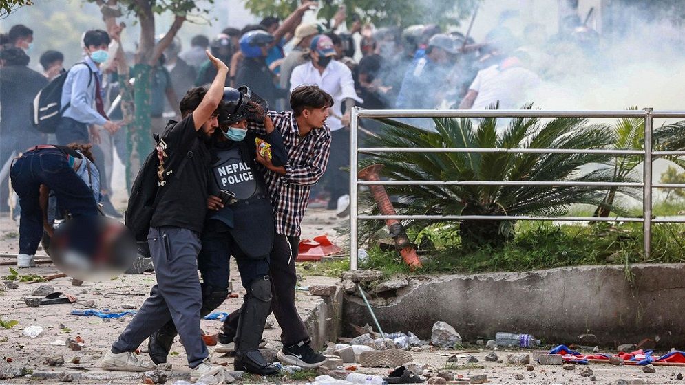 নেপালে বিক্ষোভে নিহতের সংখ্যা বেড়ে ৫১