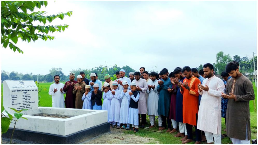 পঞ্চগড়ে পাঁচ শহীদের কবর জিয়ারত করলো ছাত্রশিবির