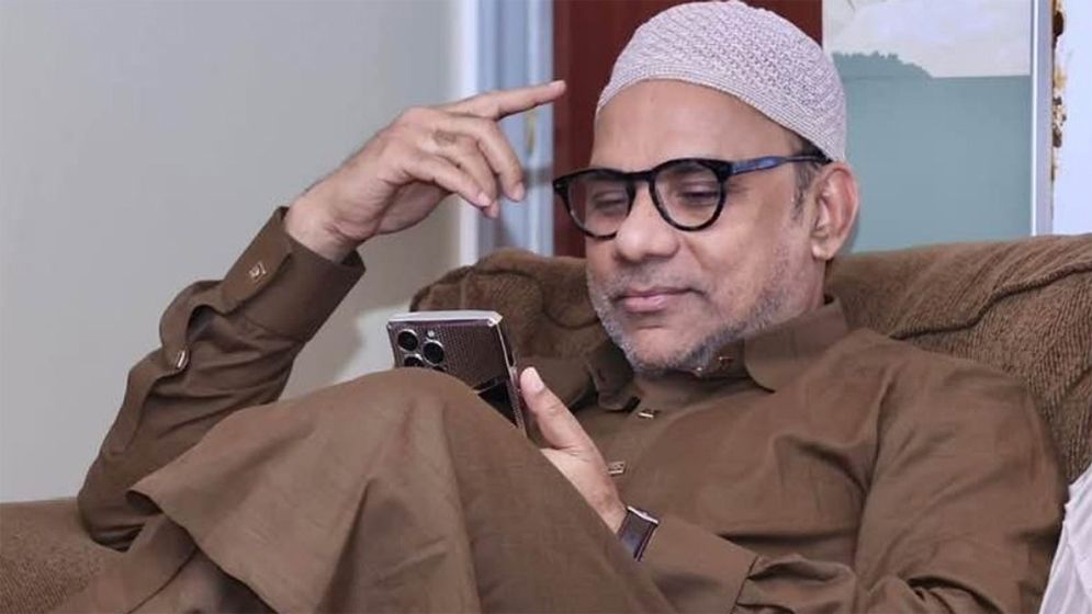 মৃত্যুর গুজব, বিব্রত মিশা সওদাগর