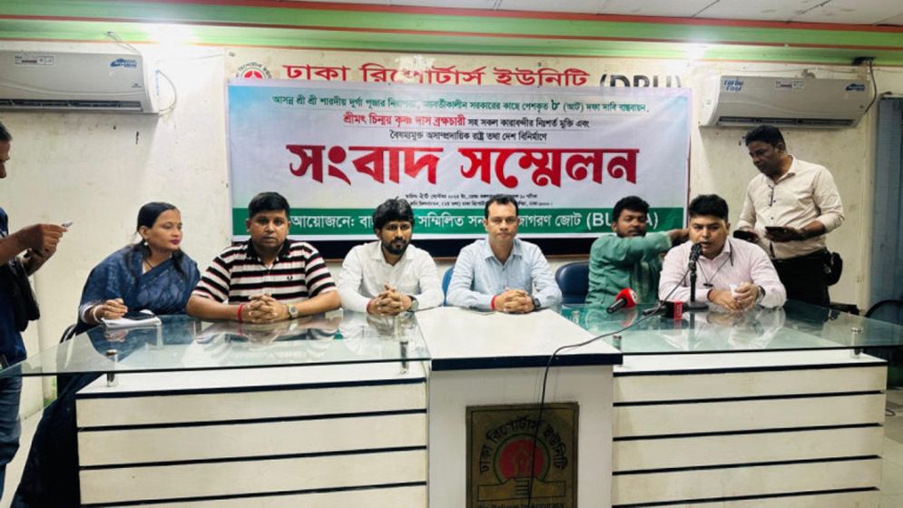 দুর্গাপূজায় ৭০০ পূজামণ্ডপ ঝুঁকিপূর্ণ : সনাতনী জোট