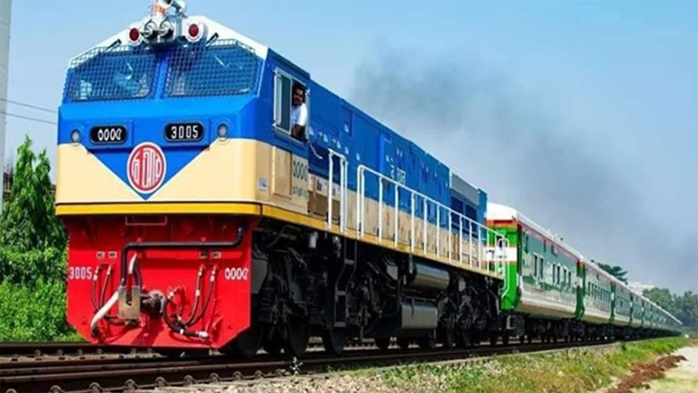 পূজার ছুটিতে চলবে ৪ জোড়া বিশেষ ট্রেন