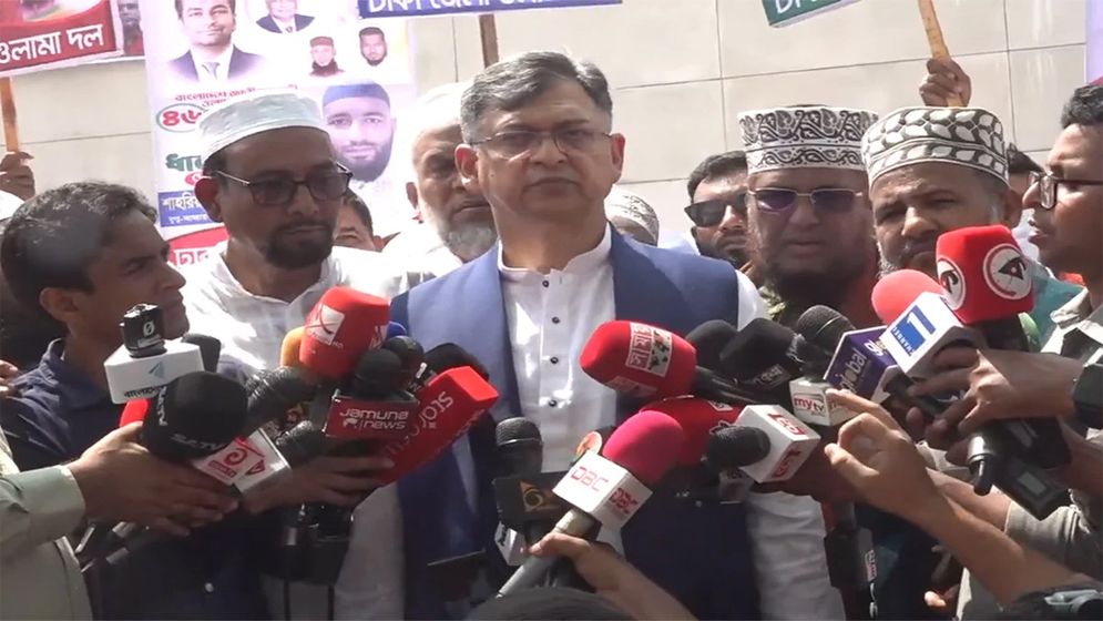 ধর্মের ভিত্তিতে রাজনীতিতে বিভাজন চায় না বিএনপি : সালাহউদ্দিন