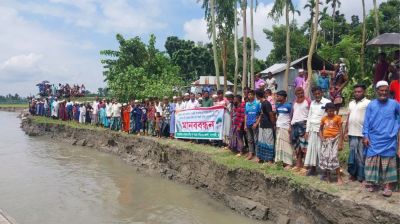 দুধকুমার নদের ভাঙনরোধে পদক্ষেপ নেওয়ার দাবি