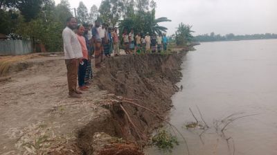 কুড়িগ্রামে দিশেহারা নদীভাঙ্গন কবলিত মানুষ