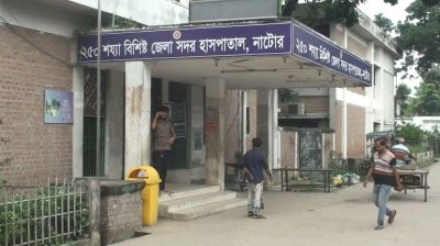 নাটোরে হানিফ বাসের ধাক্কায় মাছ ব্যবসায়ীর মৃত্যু, ছেলে গুরুতর আহত