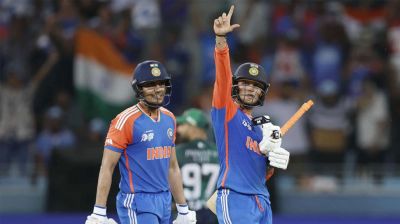 অভিষেকের ঝোড়ো ইনিংসে পাকিস্তানকে উড়িয়ে দিল ভারত