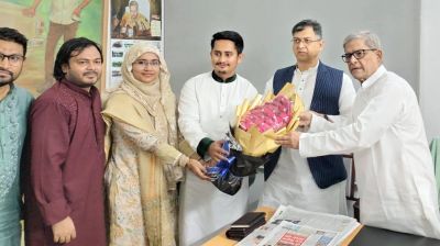 বিএনপির প্রতিষ্ঠাবার্ষিকীতে শুভেচ্ছা বিনিময় এনসিপির