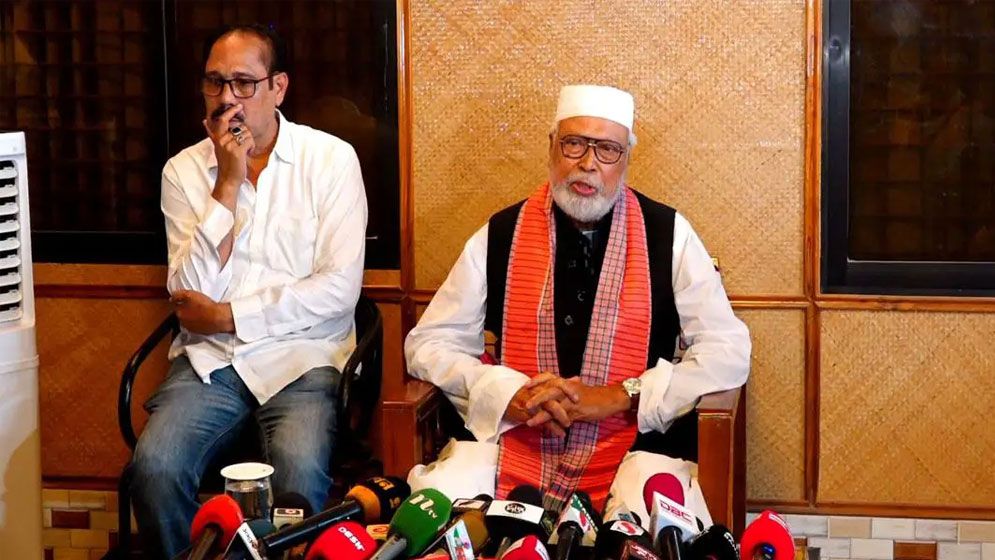 দেশের একমাত্র বীর উত্তমের বাড়ি নিরাপদ না হলে সাধারণ মানুষের নিরাপত্তা কোথায়