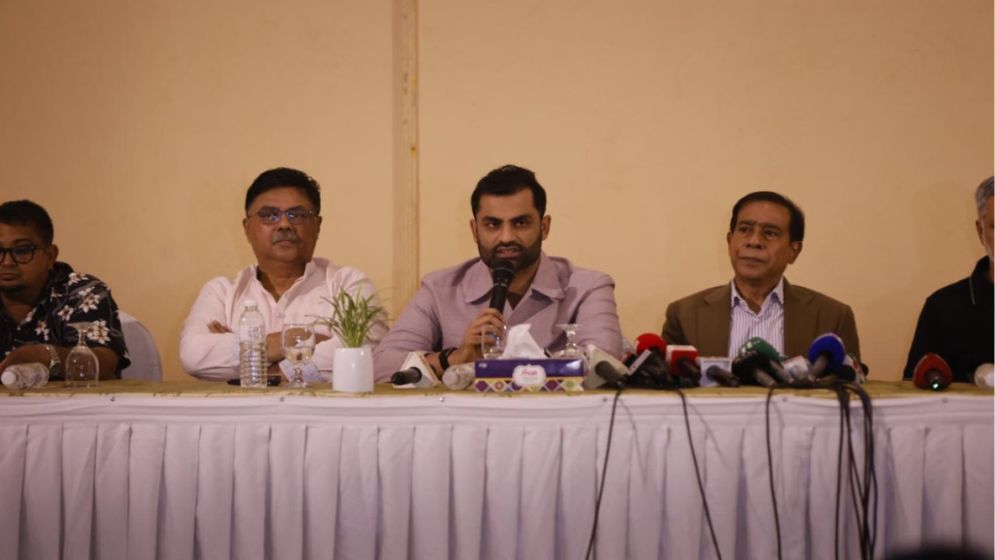 ক্রিকেট বর্জনের ঘোষণা ৪৮ বিদ্রোহ করা  ক্লাবের