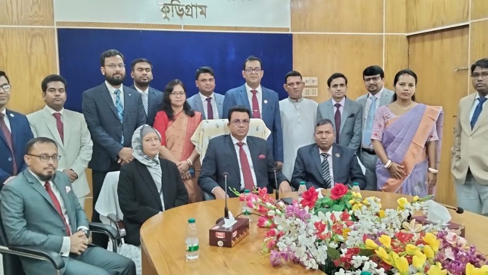 ম্যাজিস্ট্রেট আদালত উদ্বোধন করেন হাইকোর্টের বিচারপতি শশাঙ্ক শেখর সরকার