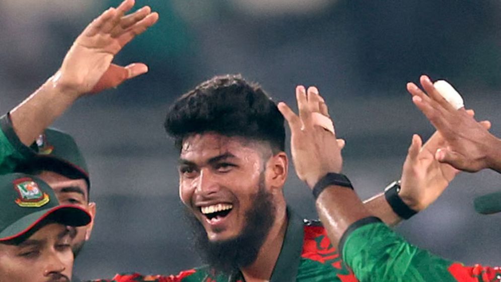 বাংলাদেশ স্পিনেই ৭৪ রানে জিতল