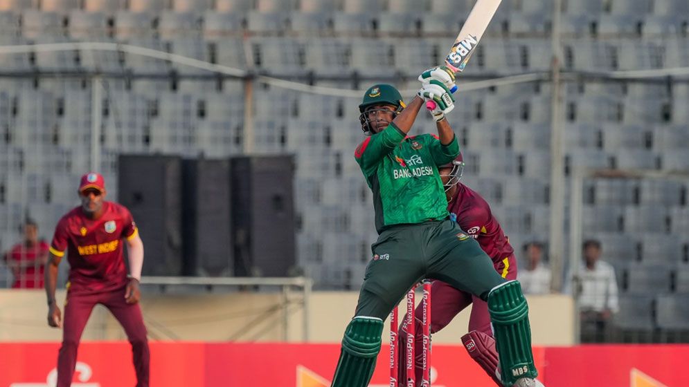 সুপার ওভারে হার, ভুল সিদ্ধান্তে জবাবহীন বাংলাদেশ