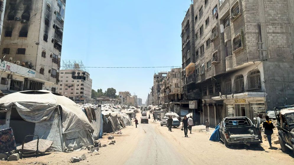 যুদ্ধবিরতি আলোচনার মধ্যেই গাজায় হামলা অব্যাহত, দুই বছরে নিহত ৬৭ হাজারের বেশি ফিলিস্তিনি