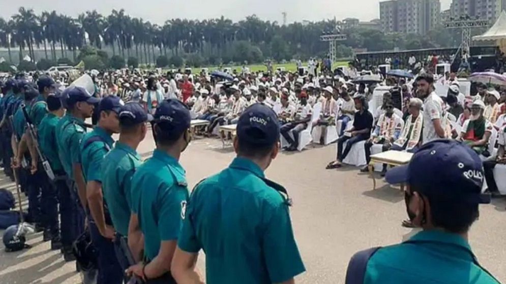 জুলাই যোদ্ধাদের সঙ্গে পুলিশের সংঘর্ষ, নিরাপত্তা জোরদার
