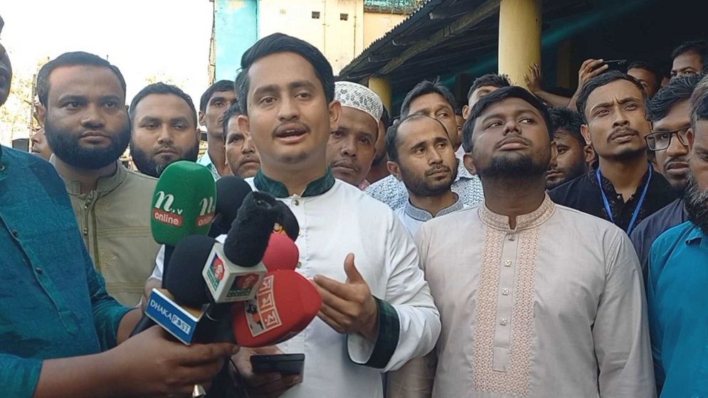 জুলাই সনদ স্বাক্ষর নিয়ে ক্ষোভ ঝারলেন সারজিস