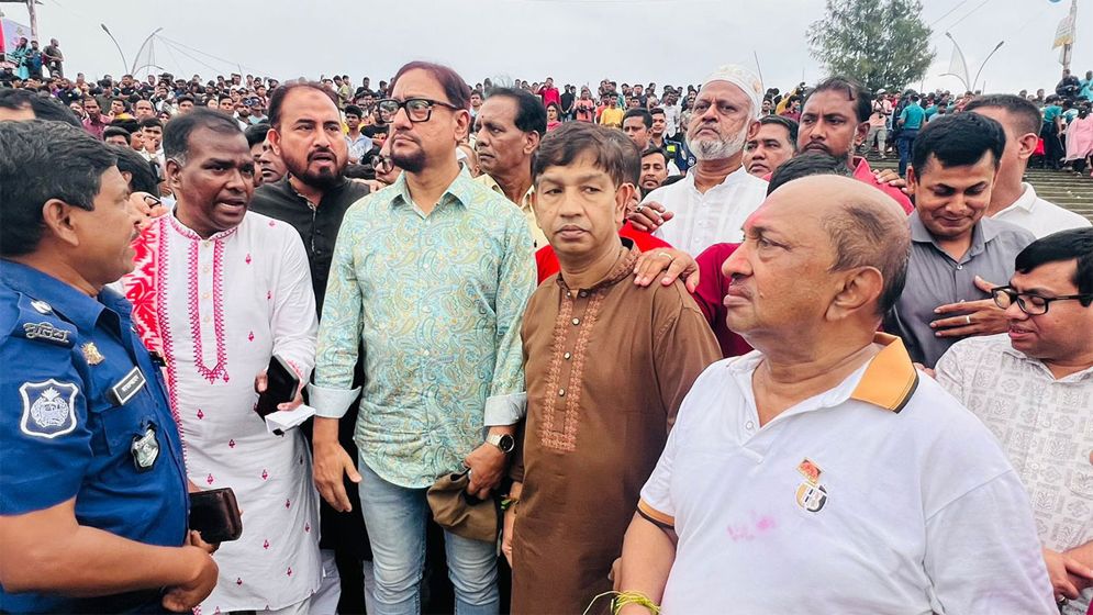 সব সম্প্রদায়ের জন্য নিরাপদ চট্টগ্রাম গড়তে চাই : চসিক মেয়র