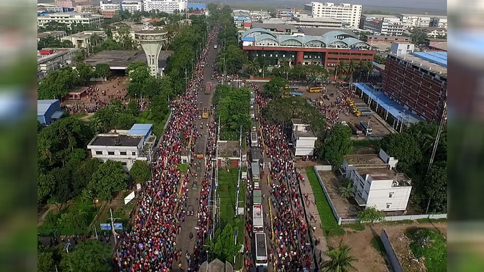 মামলায় হয়রানির অভিযোগে চট্টগ্রাম ইপিজেডে শ্রমিকদের কর্মবিরতি