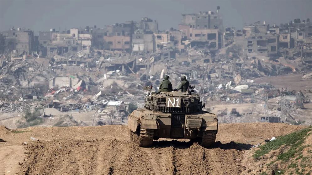 গাজায় যুদ্ধবিরতি লঙ্ঘন করে ইসরায়েলি ট্যাঙ্ক থেকে গোলাবর্ষণ