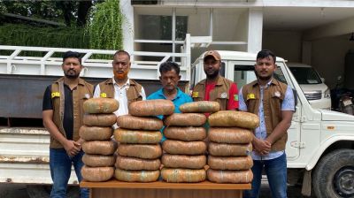 গাজাসহ পিকআপ ভ্যান জব্দ, গ্রেপ্তার ১