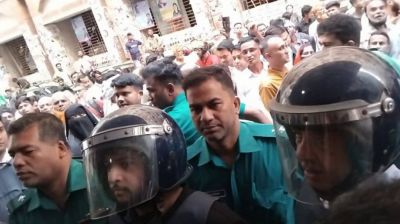 নতুন মামলায় তৌহিদ আফ্রিদি ও তার বাবাসহ গ্রেফতার ৪