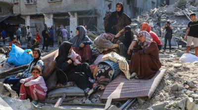 গাজায় যুদ্ধবিরতির পর ধ্বংসস্তূপ থেকে ১৩৫ মরদেহ উদ্ধার