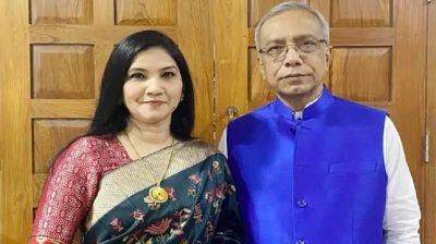 শেখ হাসিনার প্রেস সচিব নাঈমুল ইসলাম ও তার স্ত্রীর বিরুদ্ধে দুদকের মামলা