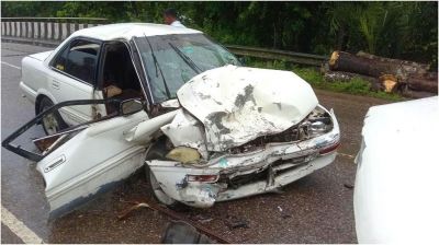 প্রাইভেট কার-মাইক্রোবাসের মুখোমুখি সংঘর্ষে ব্যবসায়ী নিহত