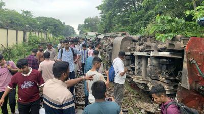 লাইনচ্যুত হয়ে দুর্ঘটনার পর সিলেটের সঙ্গে সারা দেশের রেল যোগাযোগ স্বাভাবিক