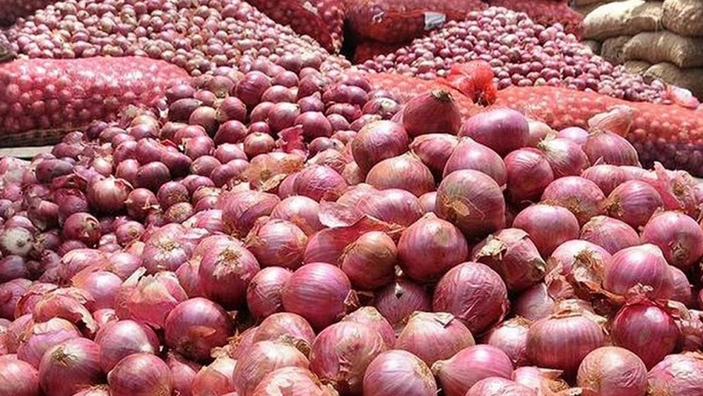 ঊর্ধ্বমুখী পেঁয়াজের দাম, বাণিজ্য উপদেষ্টার হুঁশিয়ারির পরও কমছে না দাম