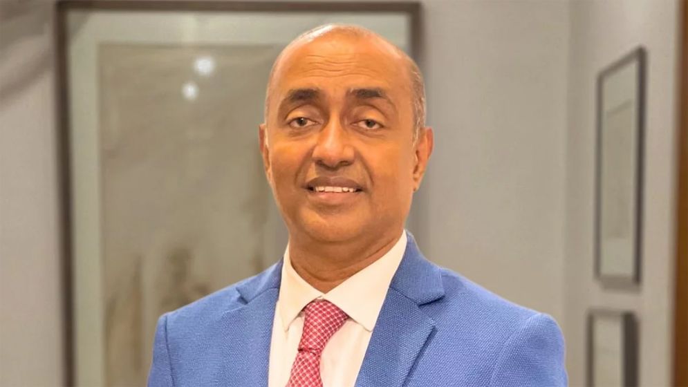 পদত্যাগ করে নির্বাচন করার ঘোষণা দিলেন অ্যাটর্নি জেনারেল