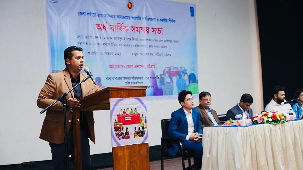 সেবাপ্রত্যাশীর সম্মানই অগ্রাধিকার: ডিসি জাহিদুল ইসলাম