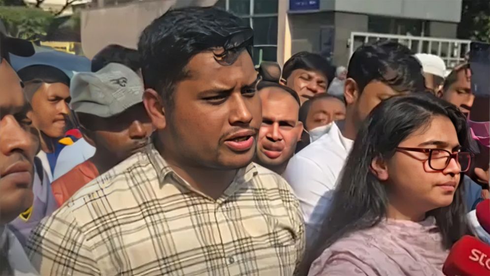 হাসিনার ফাঁসি যেন খালেদা জিয়া দেখে যেতে পারেন : হাসনাত