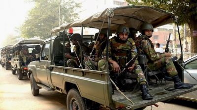 সেনাবাহিনীর নির্বাহী ম্যাজিস্ট্রেটের ক্ষমতা আরও সাড়ে তিন মাস বাড়াল