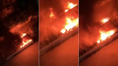 রাজধানীতে আবারও বাসে আগুন