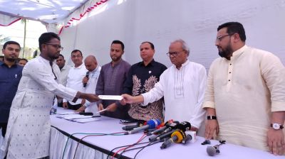 খালেদা জিয়াকে চিরতরে সরিয়ে দিতে সব ধরনের চক্রান্ত করেছে হাসিনা : রিজভী