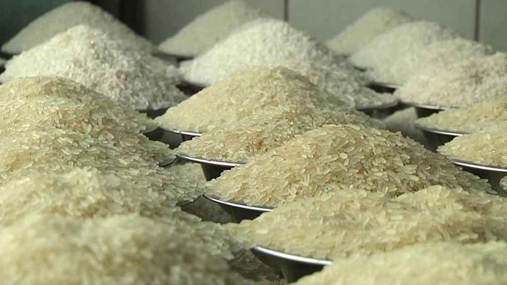 ভারত থেকে চাল আমদানিতে মাঝারি ও মোটা চালের দাম কমেছে