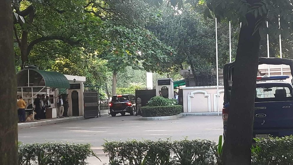 নির্বাচন ও গণভোট নিয়ে প্রধান উপদেষ্টার সঙ্গে বৈঠকে সিইসি