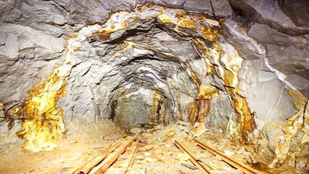 এবার স্বর্ণের বিশাল ভাণ্ডার আবিষ্কারের ঘোষণা ইরানের
