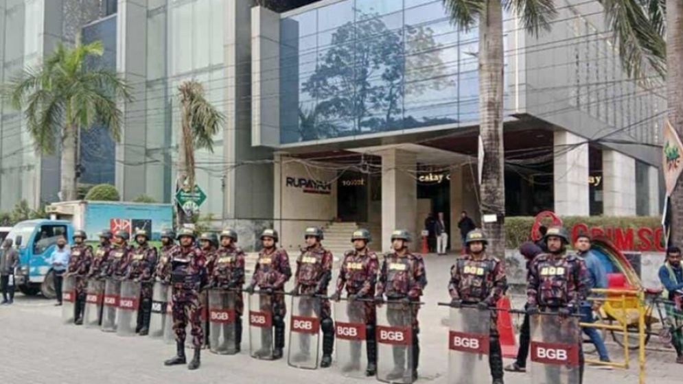 মাকে দেখতে যাবেন তারেক রহমান, এভারকেয়ারের নিরাপত্তায় বিজিবি