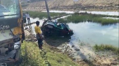 ট্রাক-অটোরিকশার সংঘর্ষে চালকসহ নিহত ২