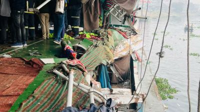 চাঁদপুরে ঘন কুয়াশায় দুই লঞ্চের সংঘর্ষে নিহত ৮