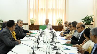 অর্থনৈতিক অগ্রগতি ও বাজেট ব্যয় নিয়ে প্রধান উপদেষ্টার বৈঠক