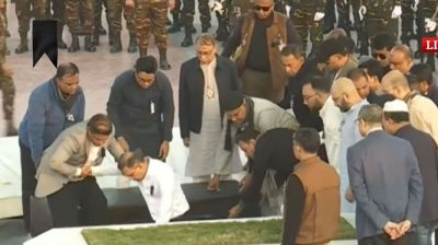 স্বামীর পাশে চিরনিদ্রায় শায়িত ‘আপসহীন নেত্রী’ খালেদা জিয়া