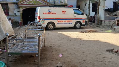 সম্পত্তি বিরোধে চারবার পেছাল বাবার জানাজা, দুই দিন লাশবাহী গাড়িতে পড়ে থাকল মরদেহ