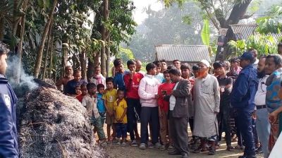 কিশোরগঞ্জে মুক্তিযোদ্ধার খড়ের গাদায় আগুন দিল দুর্বৃত্তরা