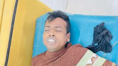 যুবকের দুই হাত কেটে দিলো দুর্বৃত্তরা