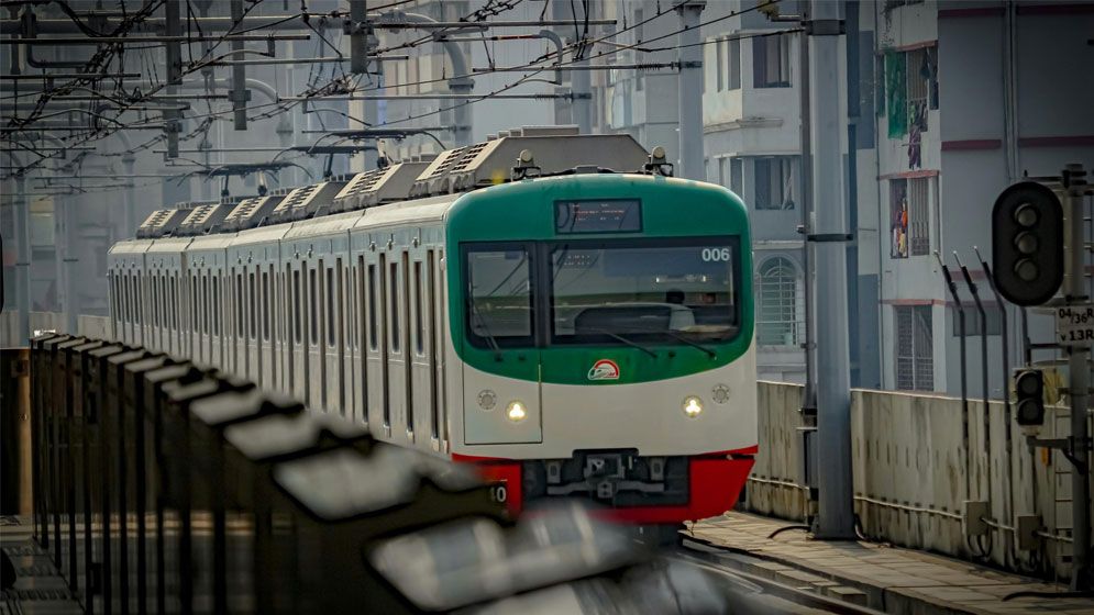 সার্ভিস রুল না থাকায় মেট্রোরেল কর্মচারীদের সর্বাত্মক কর্মবিরতির ঘোষণা